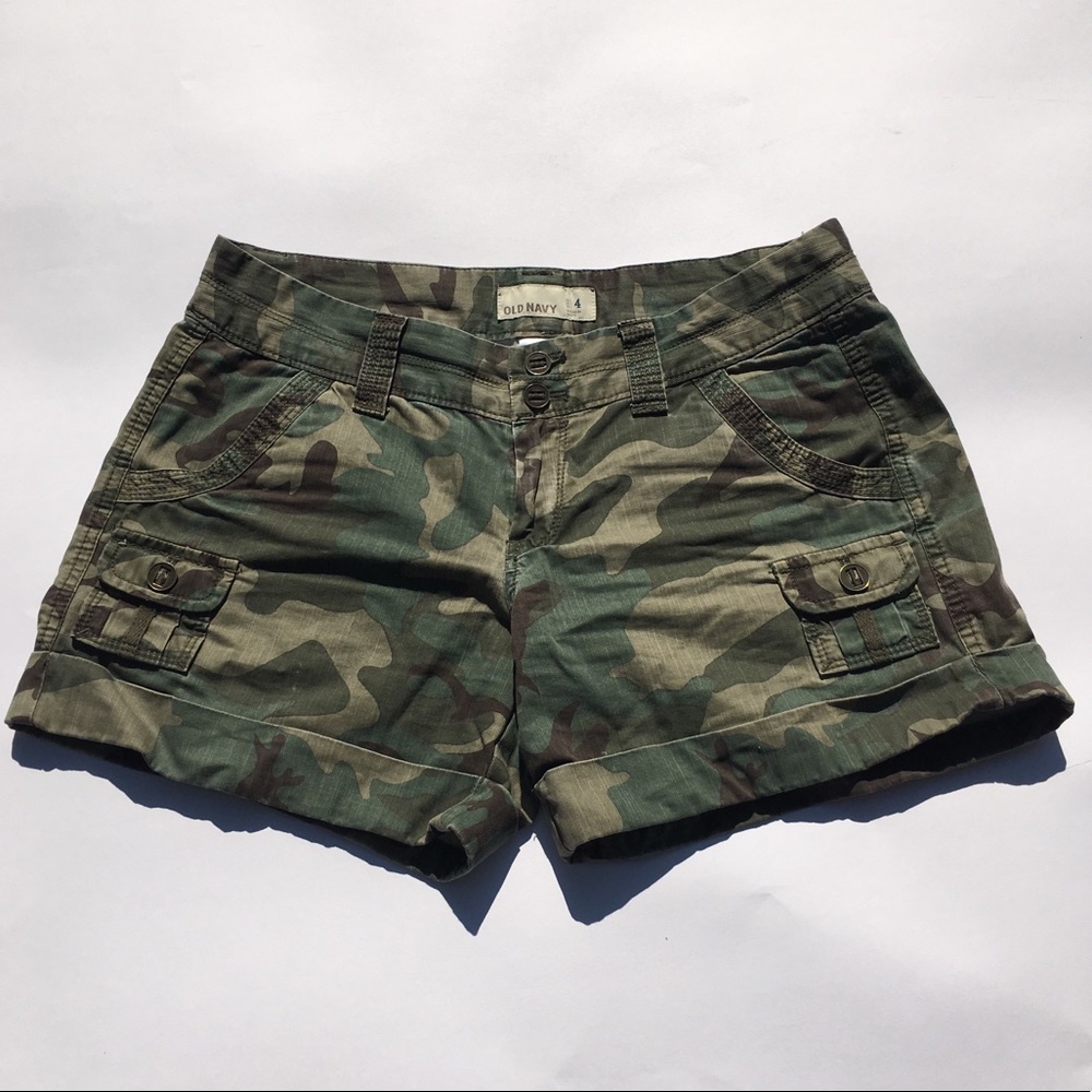 Old Navy camo shorts
